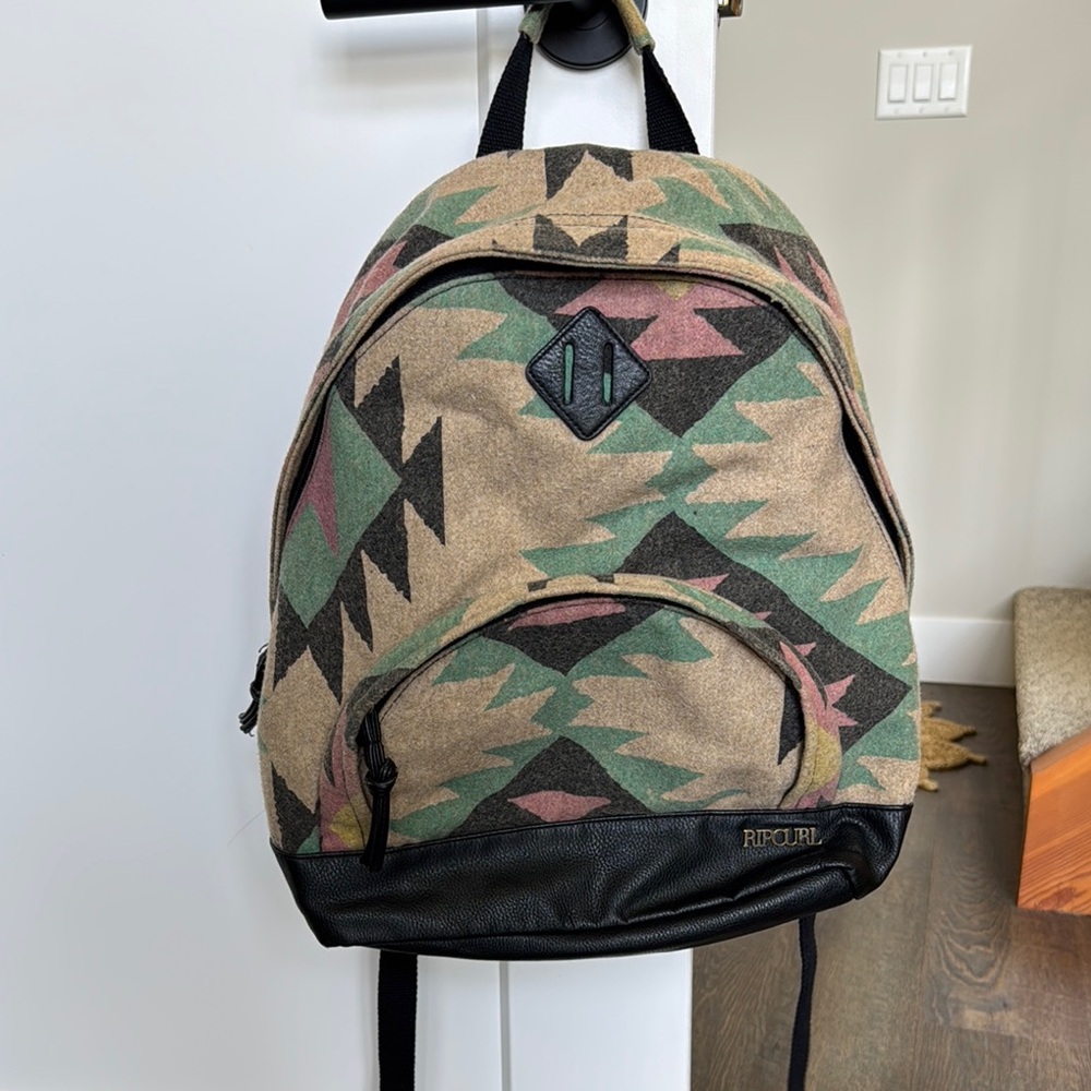 Rip Curl Multicolor Geometric Backpack - Picture 3 of 5